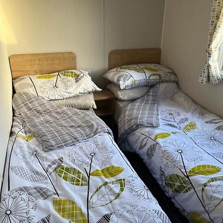 Lorraine'S Caravan Holiday Villa Morecambe Exterior photo