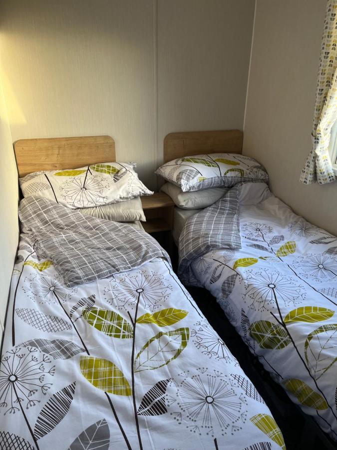 Lorraine'S Caravan Holiday Villa Morecambe Exterior photo