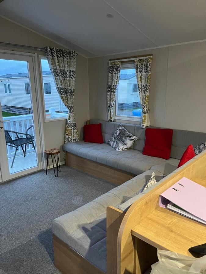 Lorraine'S Caravan Holiday Villa Morecambe Exterior photo